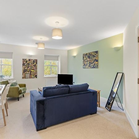 Sapphire Serviced Apartment 첼름스퍼드 외부 사진