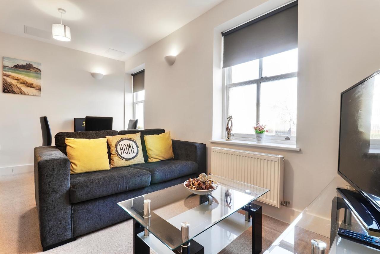 Sapphire Serviced Apartment 첼름스퍼드 외부 사진